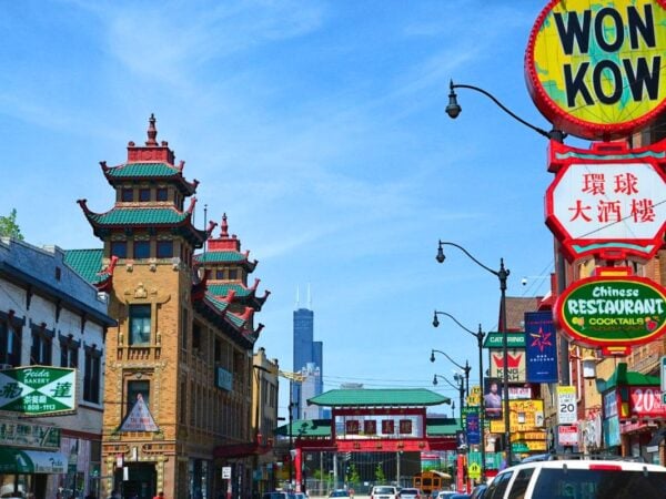 chinatown chicago street main