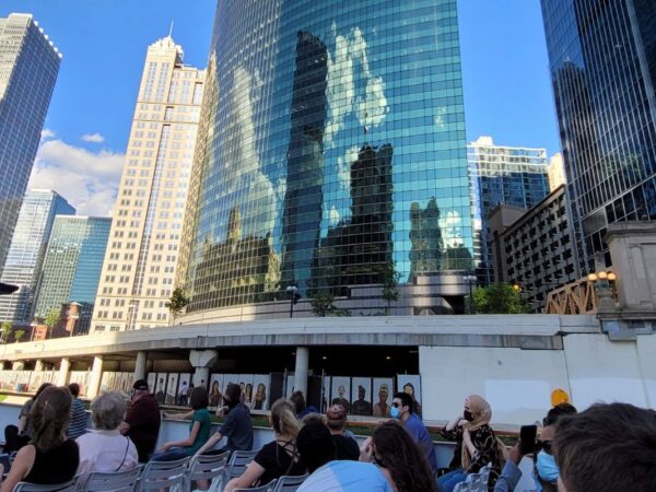 chicago river boat tour