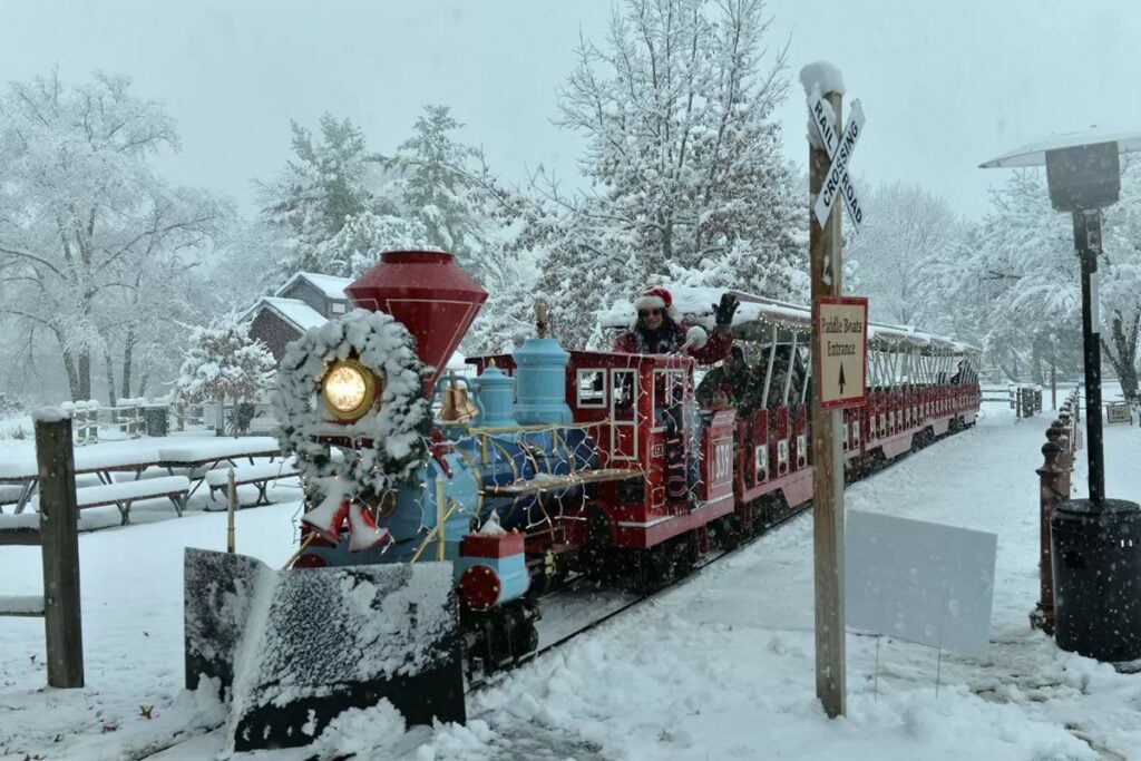 Blackberry Farm Holiday Express Christmas train ride in Aurora Illinois