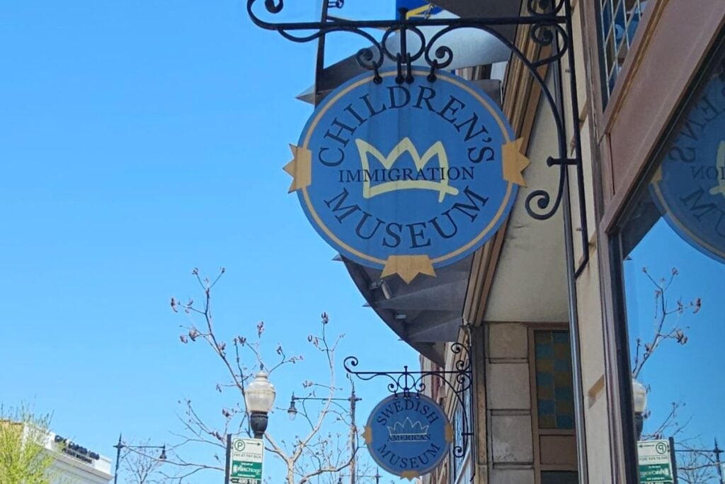 Andersonville chicago museum sign