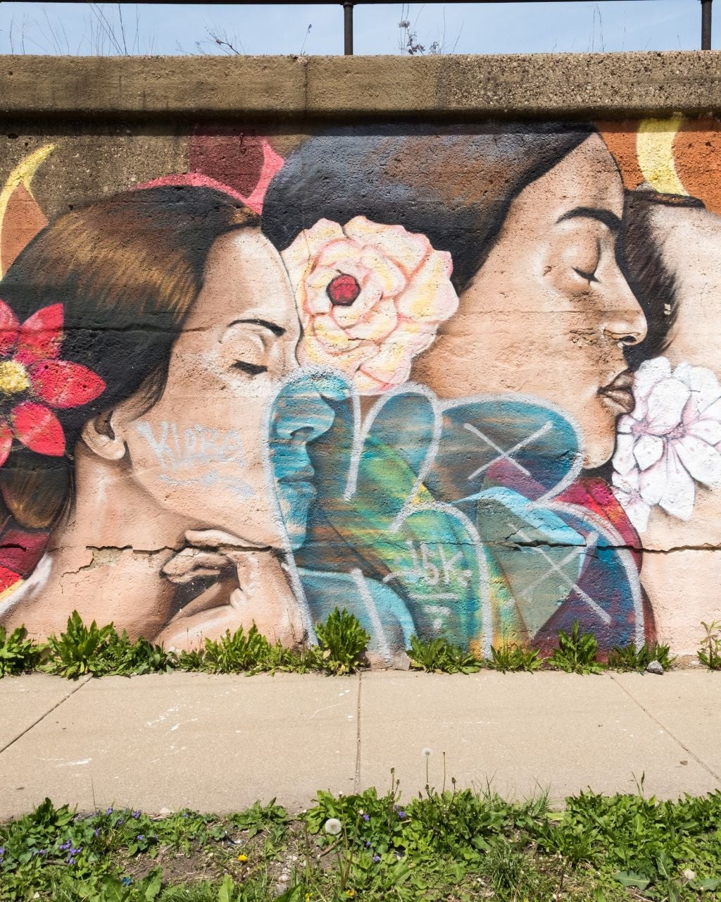 Colorful street murals in Pilsen Chicago